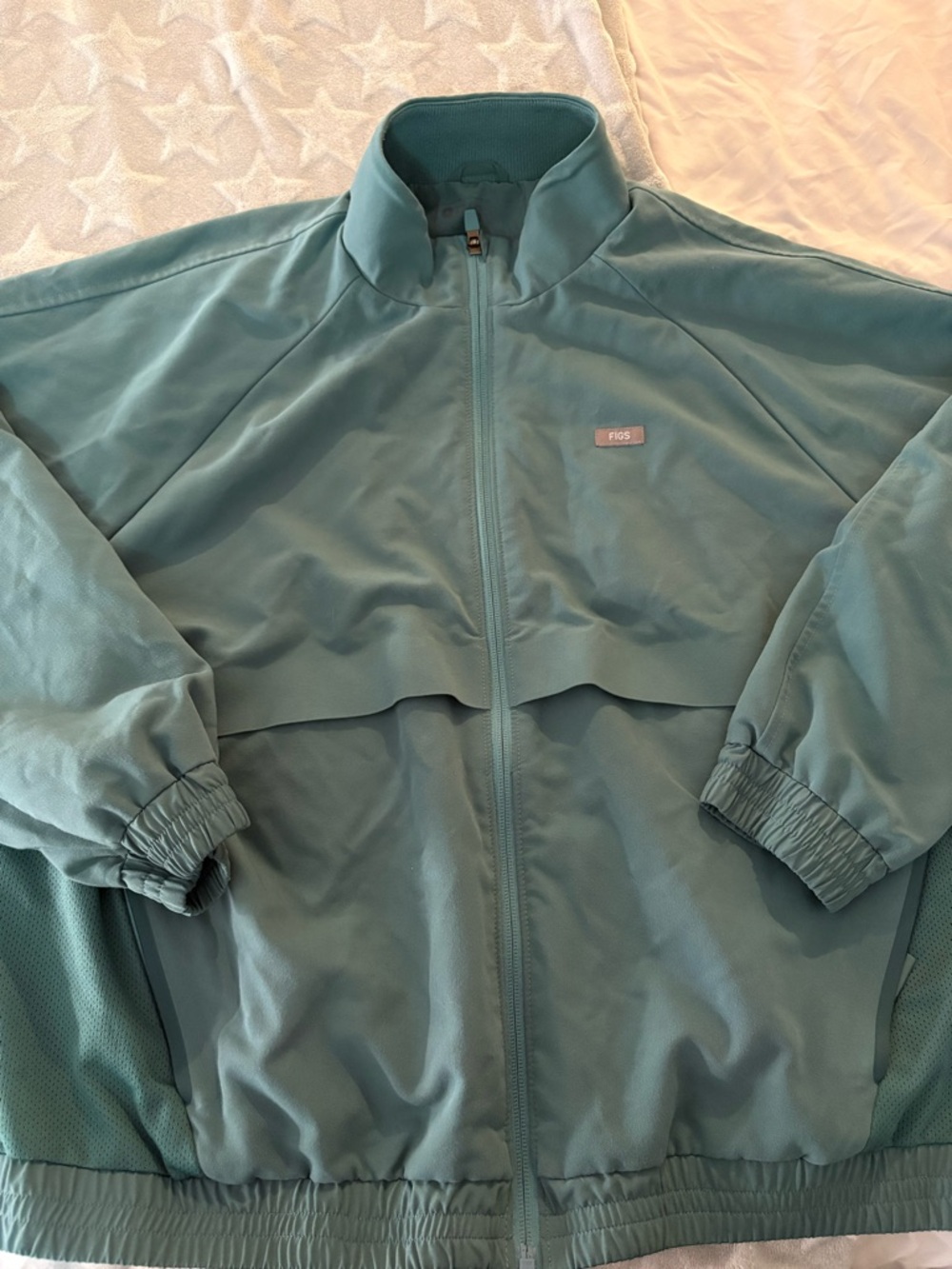 Figs Lightweight Full-Zip Jacket in Seafoam